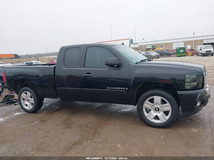 2007 Chevrolet Silverado 1500 Lt1 VIN: 2GCEC19J971684625 Lot: 43966678