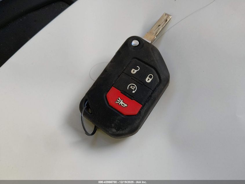 2020 Jeep Wrangler Unlimited Sahara Altitude VIN: 1C4HJXEN9LW348040 Lot: 43966700