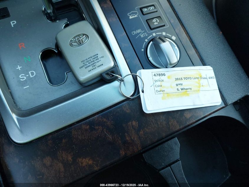 2015 Toyota Land Cruiser V8 VIN: JTMHY7AJ2F4032414 Lot: 43966723