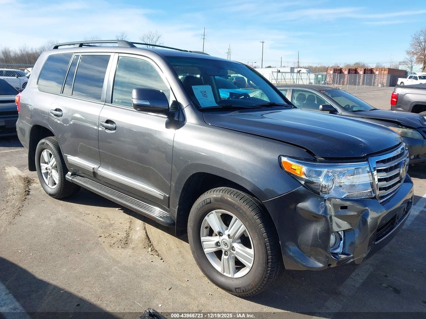 TOYOTA LAND CRUISER 2015. Lot# 43966723. VIN JTMHY7AJ2F4032414. Photo 1