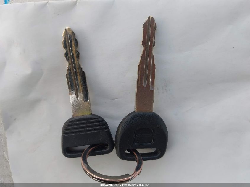 1996 Honda Civic Lx VIN: 2HGEJ6670TH500798 Lot: 43966735