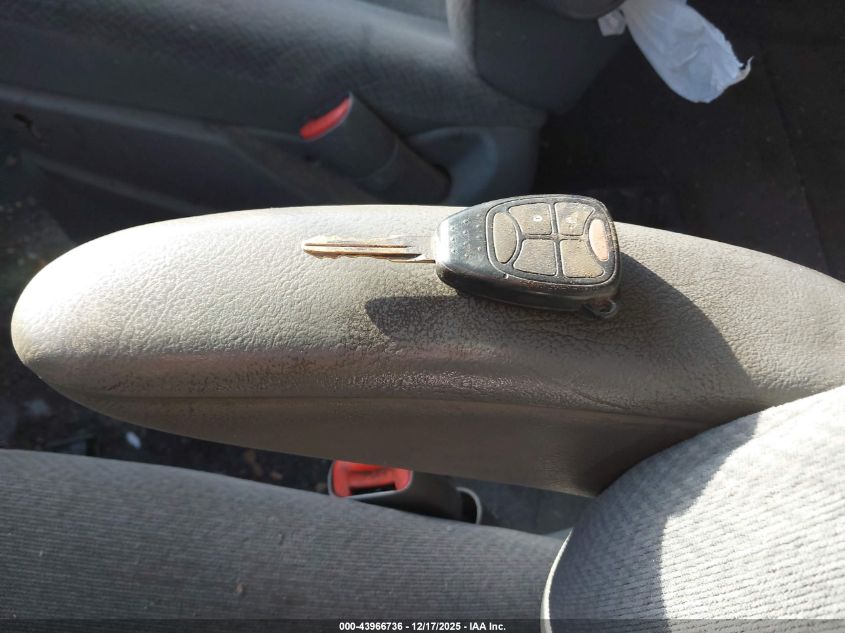 2005 Chrysler Town & Country Touring VIN: 2C4GP54L85R388961 Lot: 43966736