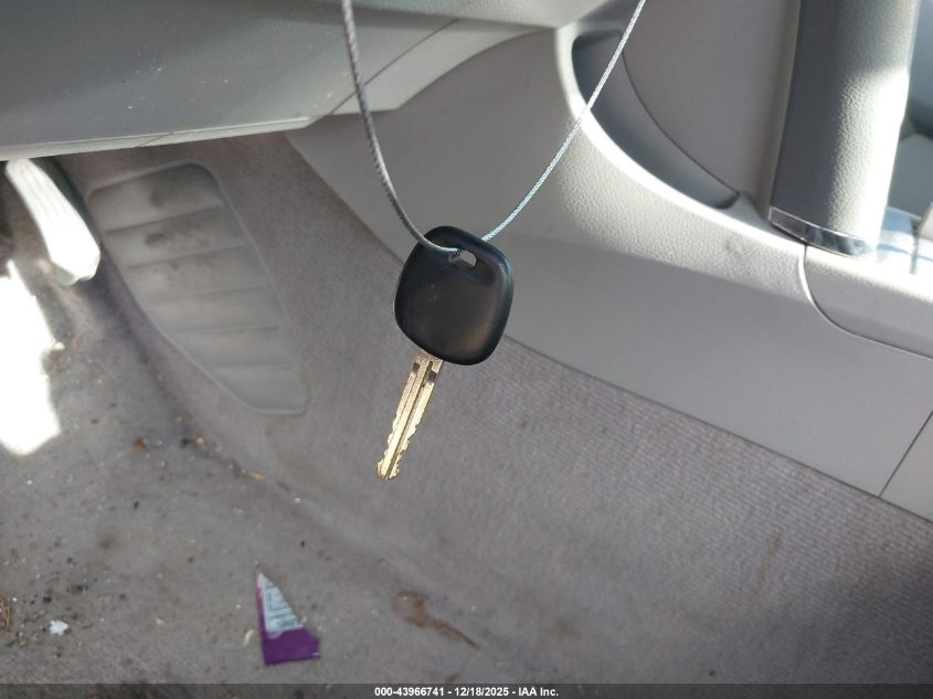 2007 Toyota Camry Le V6 VIN: JTNBK46K373002915 Lot: 43966741