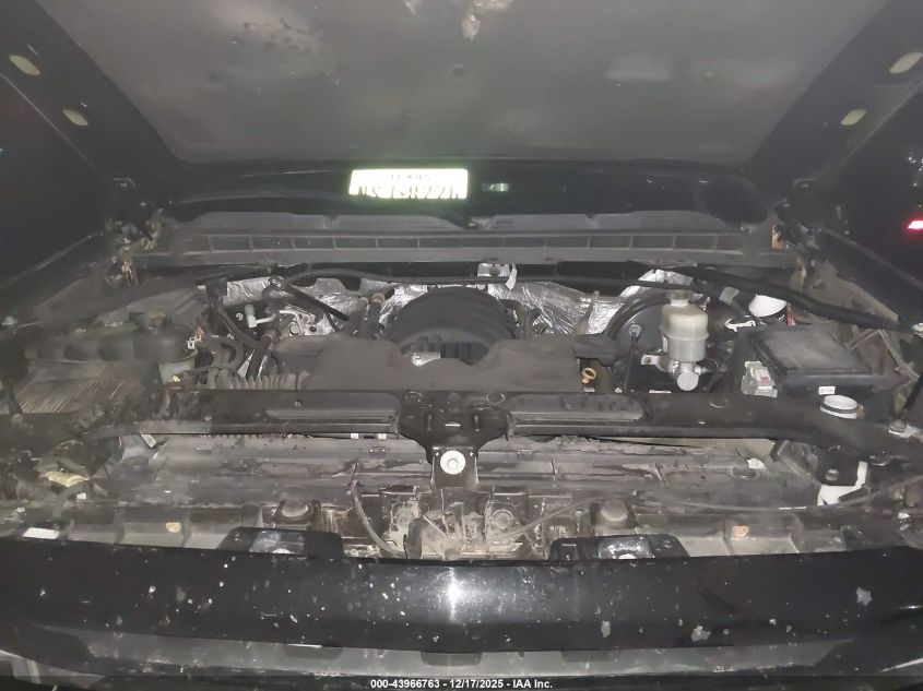 2017 Chevrolet Silverado 1500 2Lt VIN: 1GCVKREC9HZ111015 Lot: 43966763