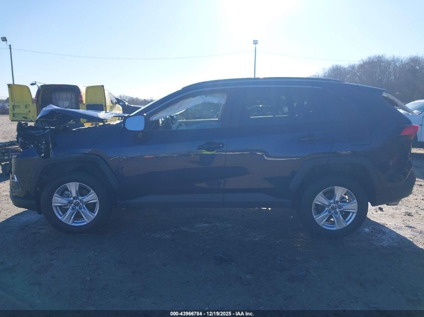 2021 Toyota Rav4 Xle VIN: 2T3W1RFV4MW173360 Lot: 43966784