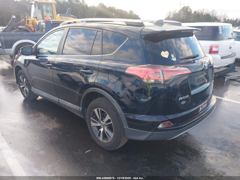 2T3WFREV0HW393989 2017 TOYOTA RAV 4 photo no. 3