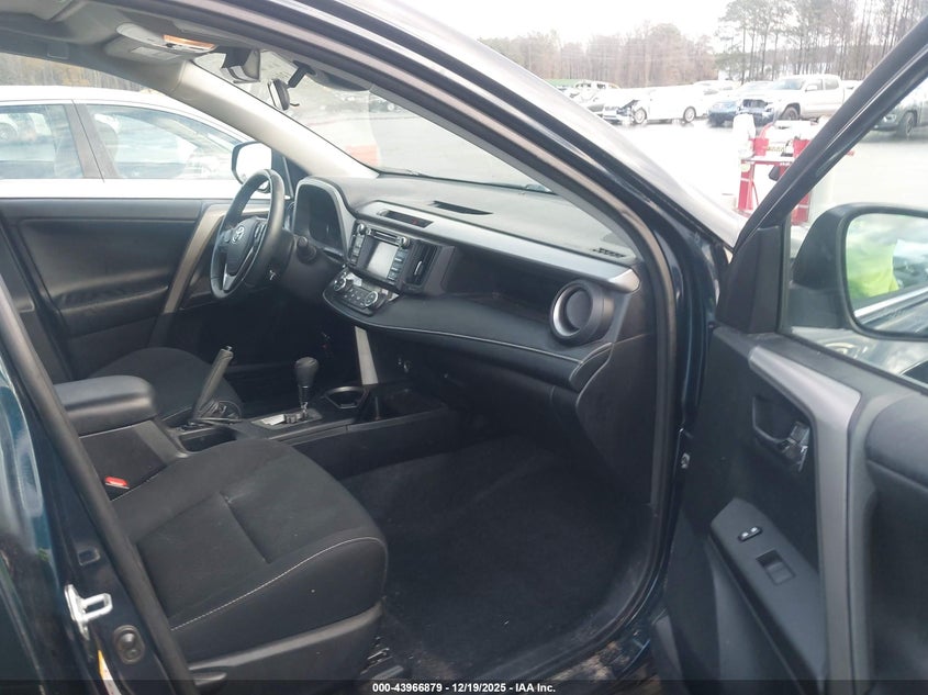 2T3WFREV0HW393989 2017 TOYOTA RAV 4 photo no. 5