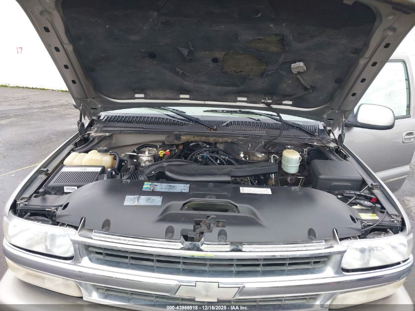 2002 Chevrolet Suburban 2500 Lt VIN: 3GNGK26U82G181255 Lot: 43966918