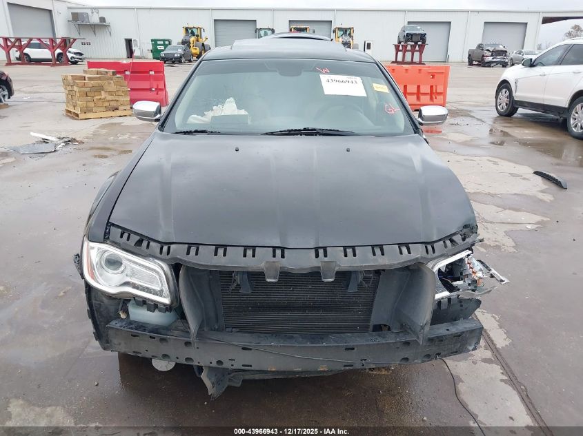 2013 Chrysler 300C VIN: 2C3CCAET2DH600893 Lot: 43966943