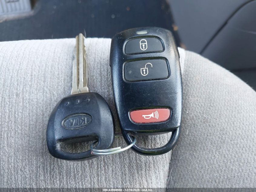 2012 Kia Sedona Lx VIN: KNDMG4C73C6482218 Lot: 43966958