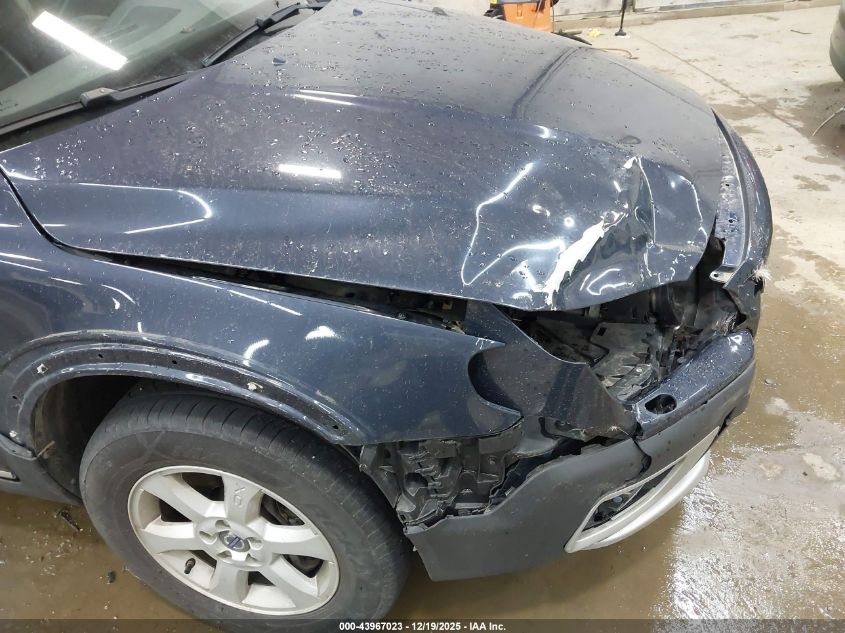 2011 Volvo Xc70 3.2 VIN: YV4940BZ4B1095017 Lot: 43967023