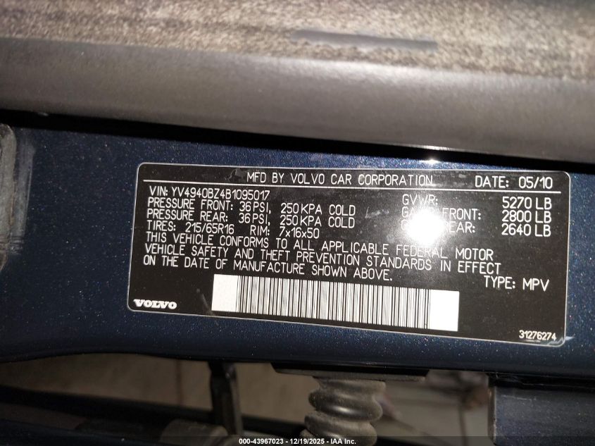 2011 Volvo Xc70 3.2 VIN: YV4940BZ4B1095017 Lot: 43967023