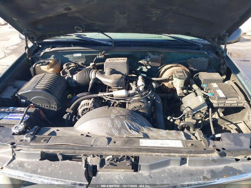 1998 Chevrolet K1500 Fleetside VIN: 1GCEK19R5WR147846 Lot: 43967030