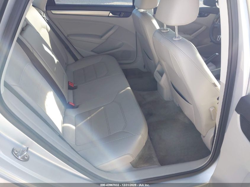 2015 Volkswagen Passat 1.8T Limited Edition VIN: 1VWAS7A36FC108823 Lot: 43967032