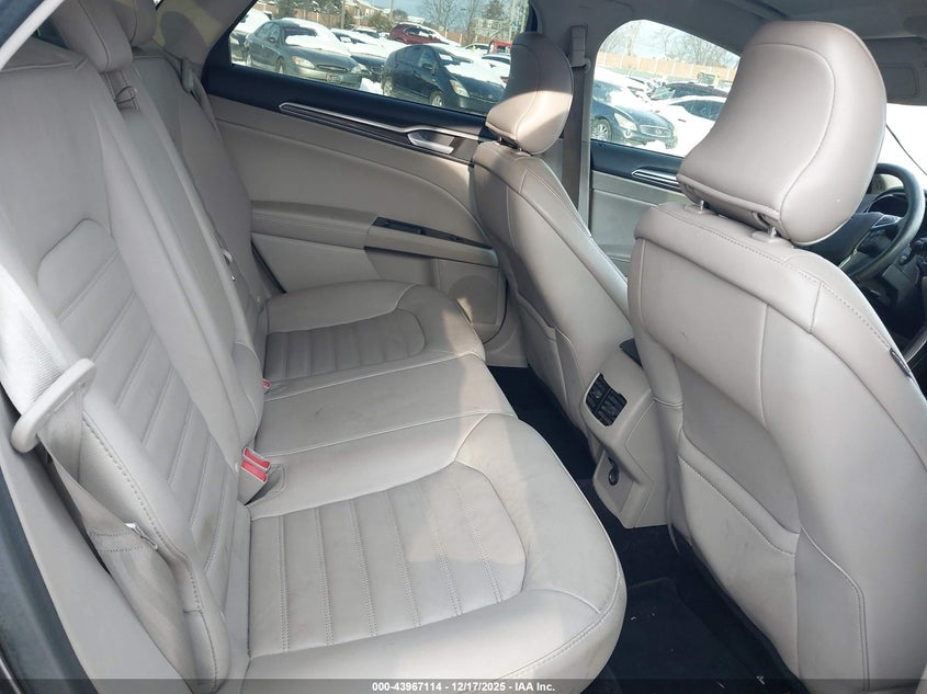3FA6P0HD3HR160632 2017 FORD FUSION photo no. 8