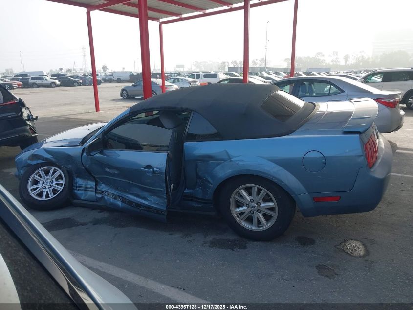 2007 Ford Mustang V6 Deluxe/V6 Premium VIN: 1ZVFT84N175272959 Lot: 43967128