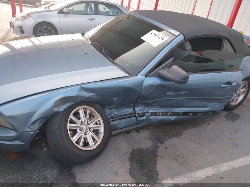 2007 Ford Mustang V6 Deluxe/V6 Premium VIN: 1ZVFT84N175272959 Lot: 43967128