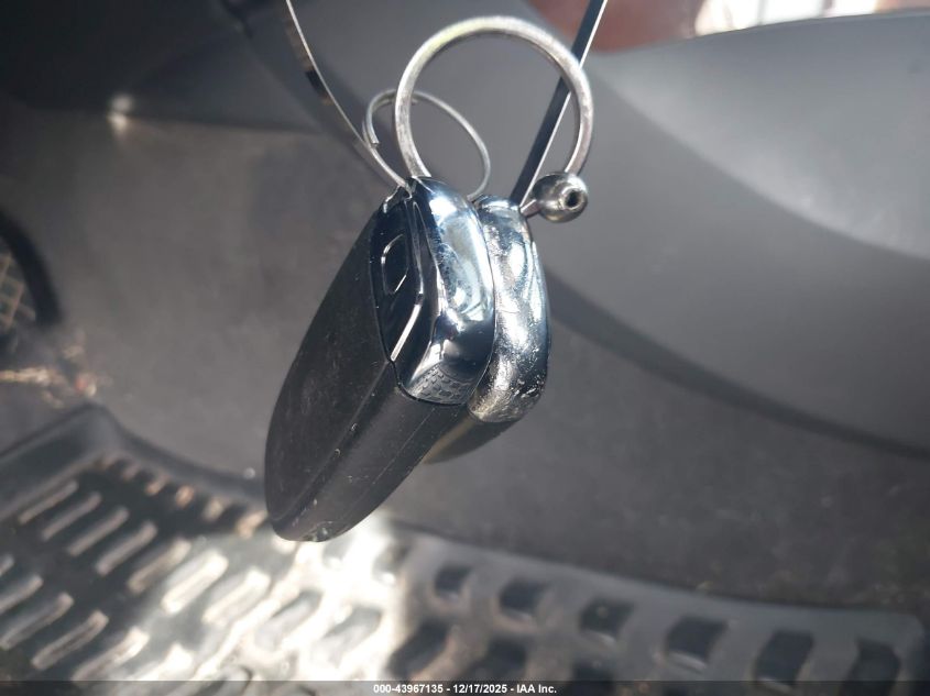 2011 Audi Q5 2.0T Premium VIN: WA1CFAFP1BA010310 Lot: 43967135