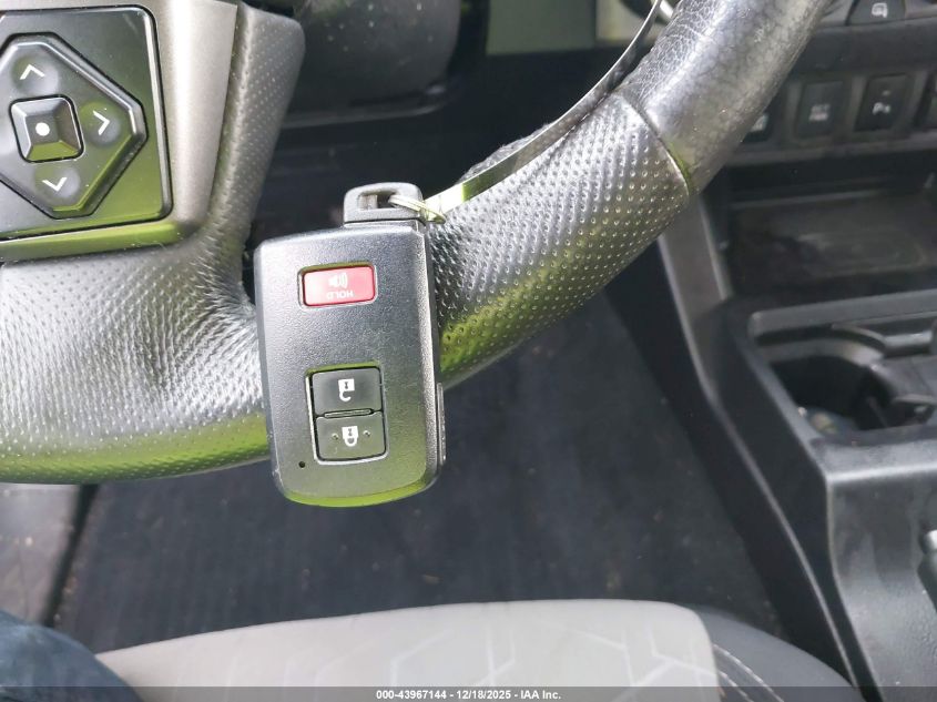 2020 Toyota Tacoma Trd Sport VIN: 3TMCZ5AN3LM313992 Lot: 43967144