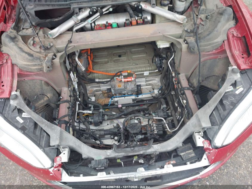 2013 Tesla Model S Performance VIN: 5YJSA1CP4DFP13611 Lot: 43967153