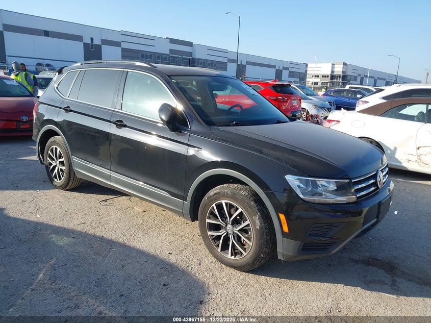 2021 Volkswagen Tiguan 2.0T Se/2.0T Se R-Line Black/2.0T Sel