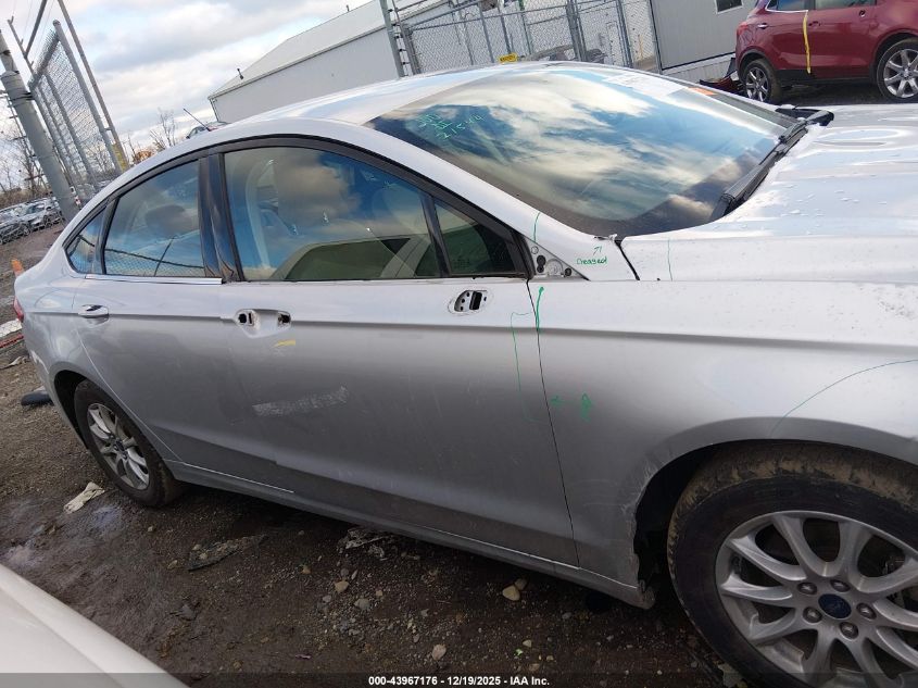 2017 Ford Fusion S VIN: 3FA6P0G75HR300997 Lot: 43967176