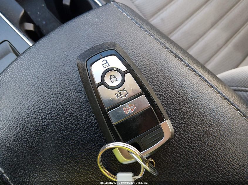 2017 Ford Fusion S VIN: 3FA6P0G75HR300997 Lot: 43967176