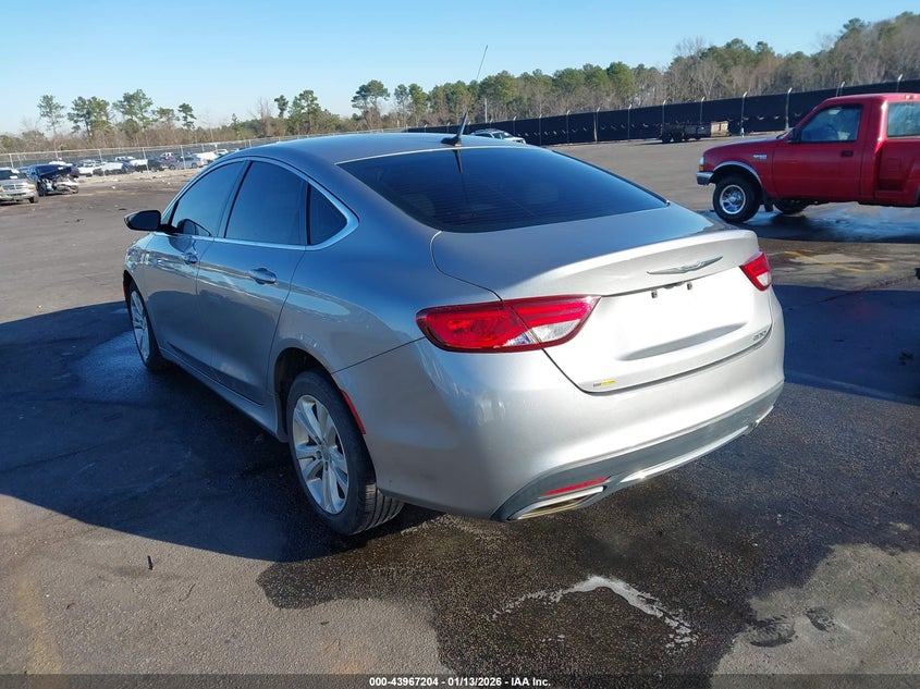 2016 Chrysler 200 Limited