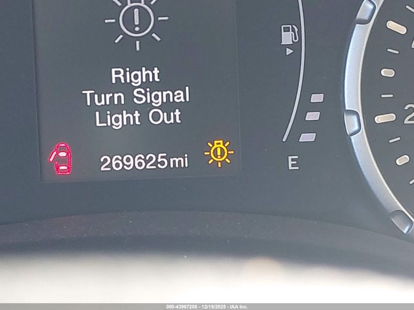 2017 Jeep Renegade Sport Fwd VIN: ZACCJAAB4HPG18380 Lot: 43967208