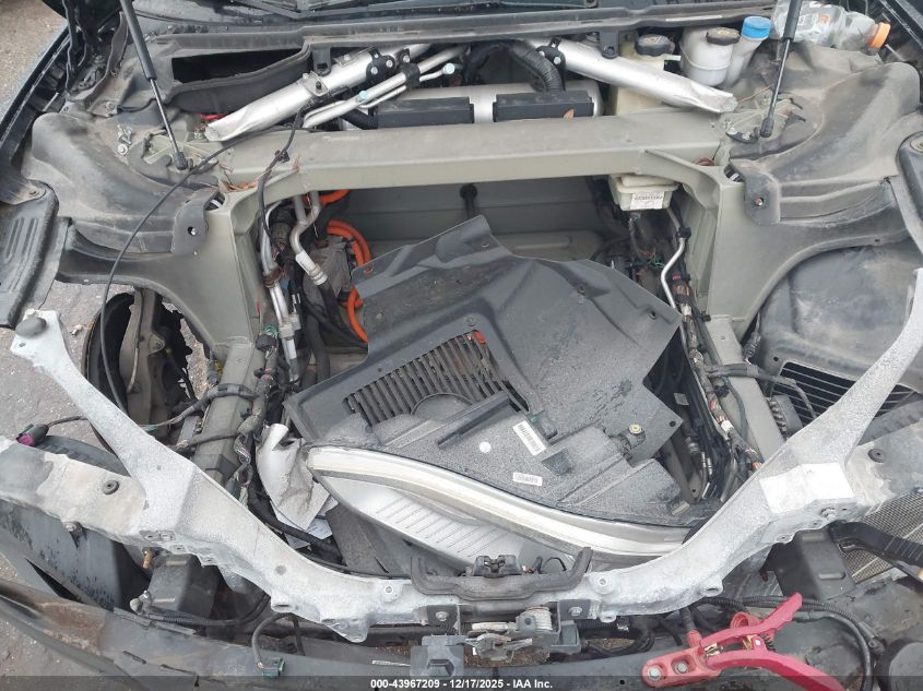 2013 Tesla Model S Performance VIN: 5YJSA1CPXDFP06646 Lot: 43967209