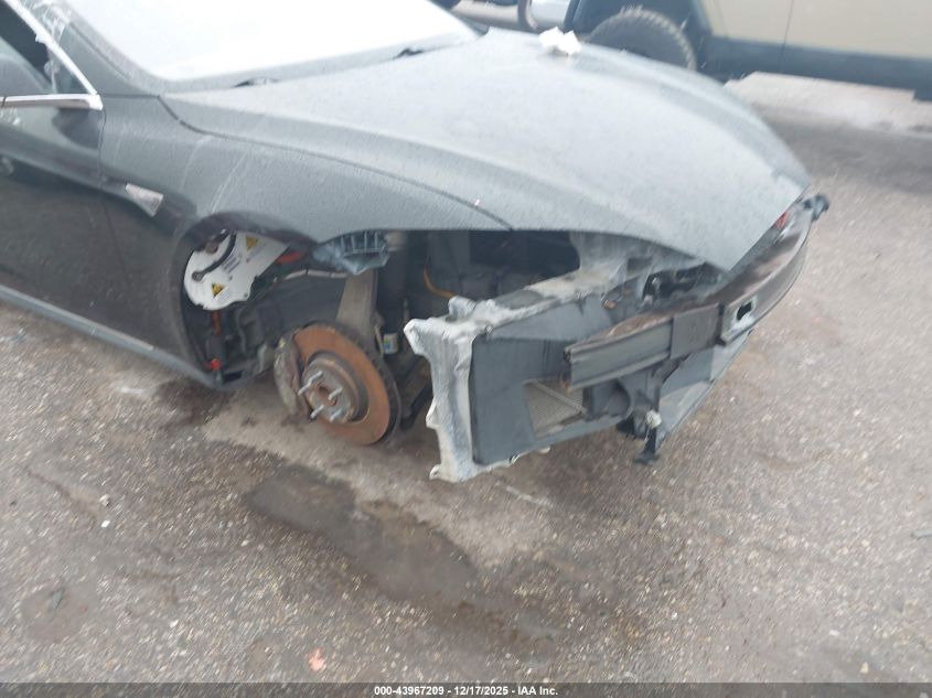 2013 Tesla Model S Performance VIN: 5YJSA1CPXDFP06646 Lot: 43967209