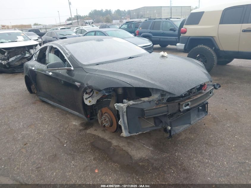 2013 Tesla Model S Performance VIN: 5YJSA1CPXDFP06646 Lot: 43967209