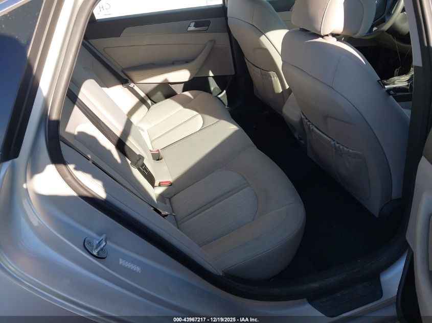 2016 Hyundai Sonata Hybrid Se VIN: KMHE24L11GA016462 Lot: 43967217