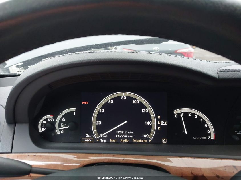 2007 Mercedes-Benz S 550 VIN: WDDNG71X27A015261 Lot: 43967227