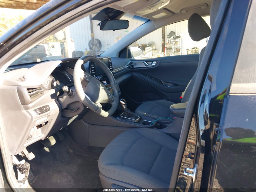 2020 Hyundai Ioniq Hybrid Blue