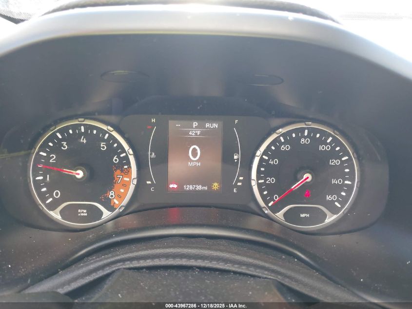 2015 Jeep Renegade Latitude VIN: ZACCJBBT8FPB37011 Lot: 43967286