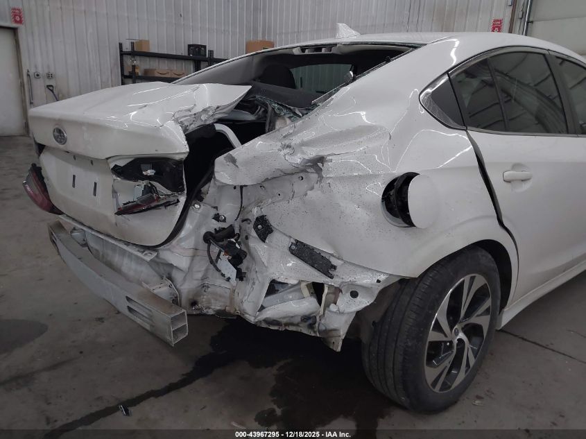 2022 Subaru Legacy Premium VIN: 4S3BWAF64N3025000 Lot: 43967295