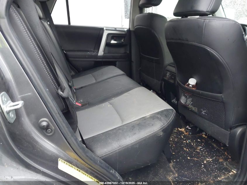 2022 Toyota 4Runner Sr5 Premium VIN: JTENU5JR8N6045739 Lot: 43967302