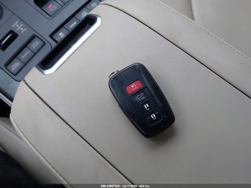 2020 Toyota Highlander Xle VIN: 5TDHZRBH1LS025622 Lot: 43967309