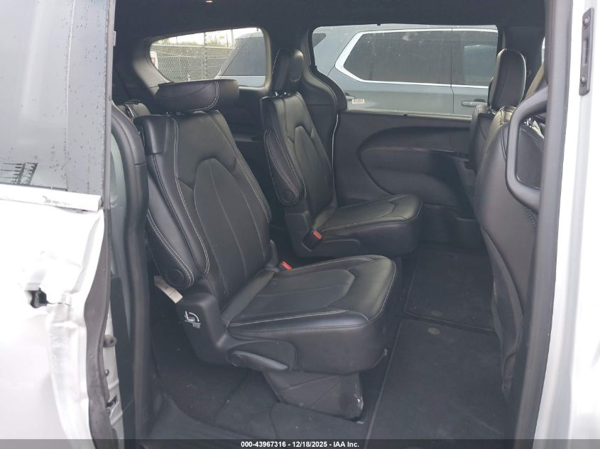 2026 Chrysler Pacifica Select VIN: 2C4RC1BG9TR168700 Lot: 43967316