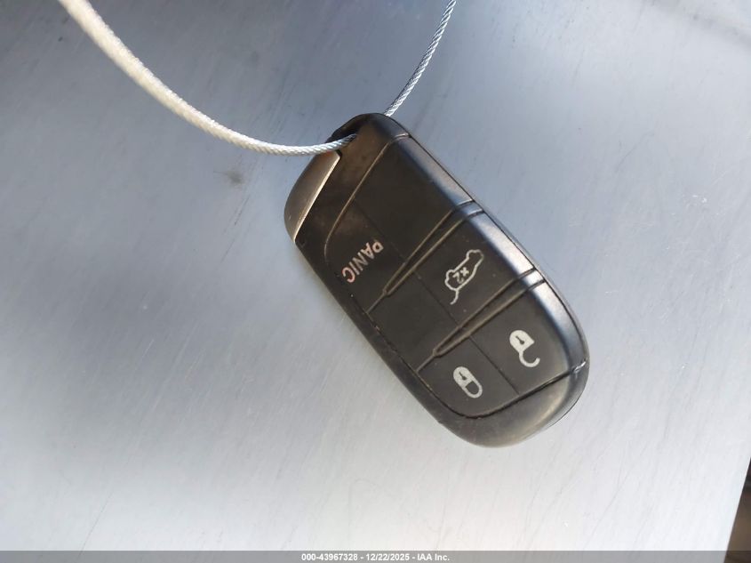 2017 Jeep Grand Cherokee Limited 4X4 VIN: 1C4RJFBG3HC777493 Lot: 43967328