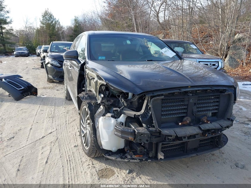 2020 Lincoln Nautilus Reserve