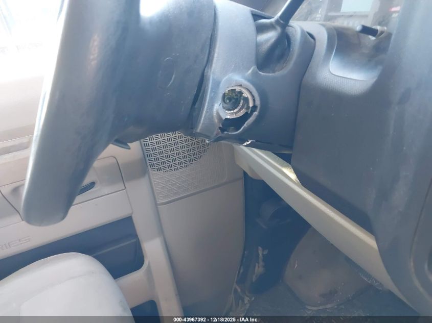 2012 Ford E-350 Super Duty Xlt VIN: 1FBNE3BL1CDA61262 Lot: 43967392