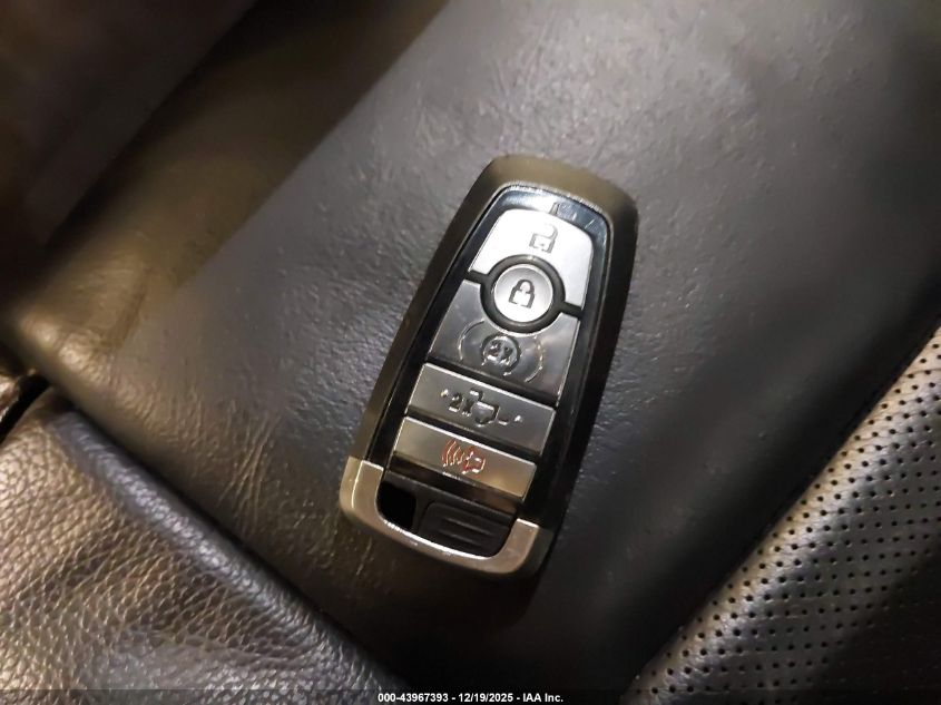 2020 Ford F-250 Lariat VIN: 1FT7W2BT5LED90777 Lot: 43967393