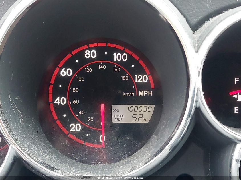 2005 Pontiac Vibe VIN: 5Y2SL638X5Z472777 Lot: 43967431