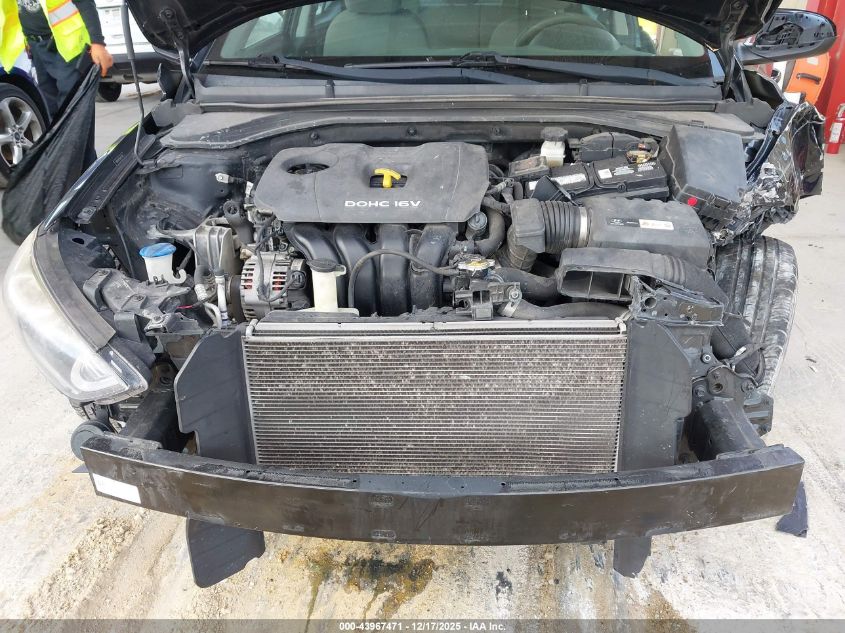 2018 Hyundai Elantra Se VIN: 5NPD74LF9JH377483 Lot: 43967471