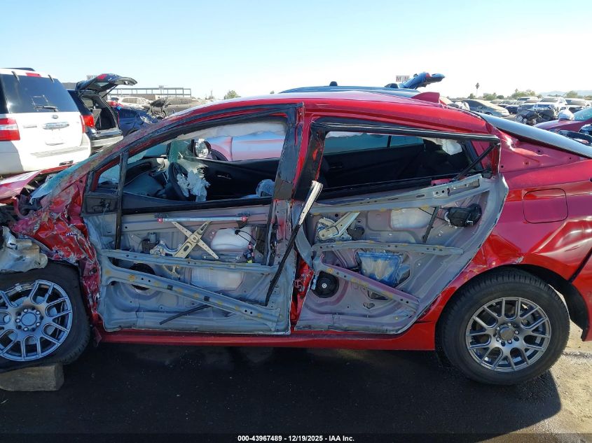 2020 Toyota Prius Le VIN: JTDKARFU7L3117548 Lot: 43967489