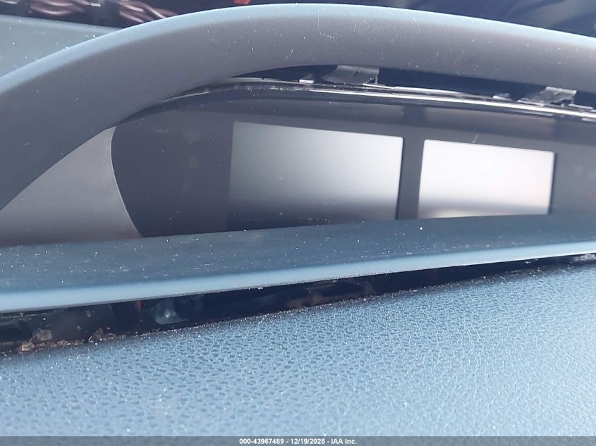 2020 Toyota Prius Le VIN: JTDKARFU7L3117548 Lot: 43967489