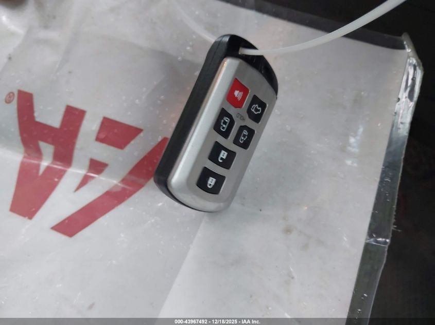 2015 Toyota Sienna Xle 8 Passenger VIN: 5TDYK3DC5FS576000 Lot: 43967492