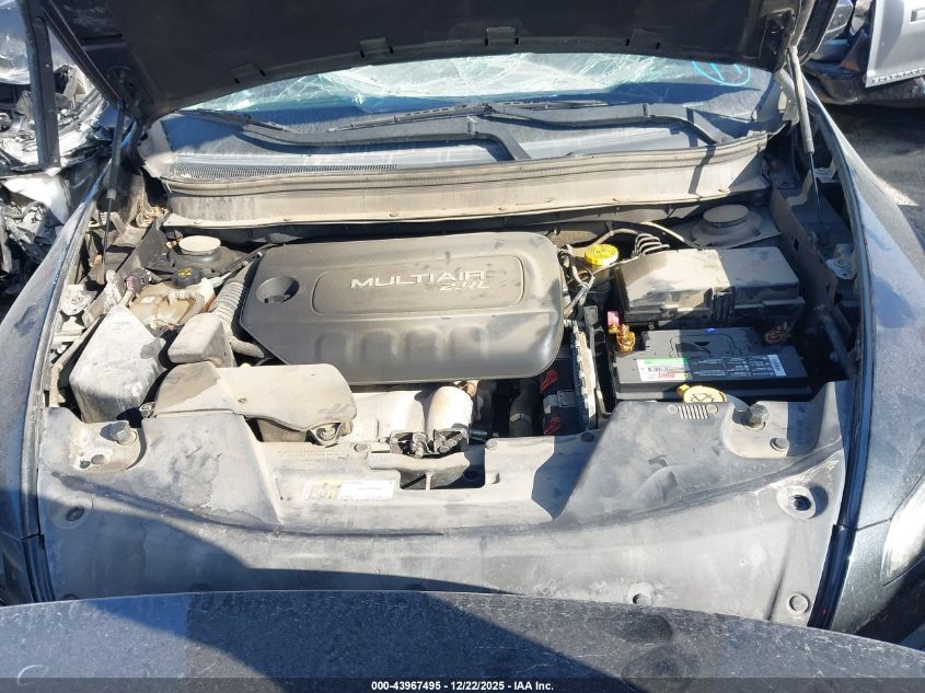 2015 Jeep Cherokee Latitude VIN: 1C4PJLCB4FW781525 Lot: 43967495